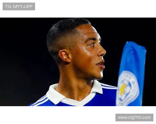 英超尤里·蒂勒曼斯