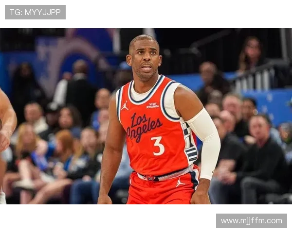 克里斯·保罗挡拆分球胜特雷·杨 助攻更稳