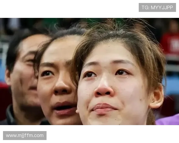 李盈莹又开始“买买买”，队里没人敢跟她抢快递箱了！