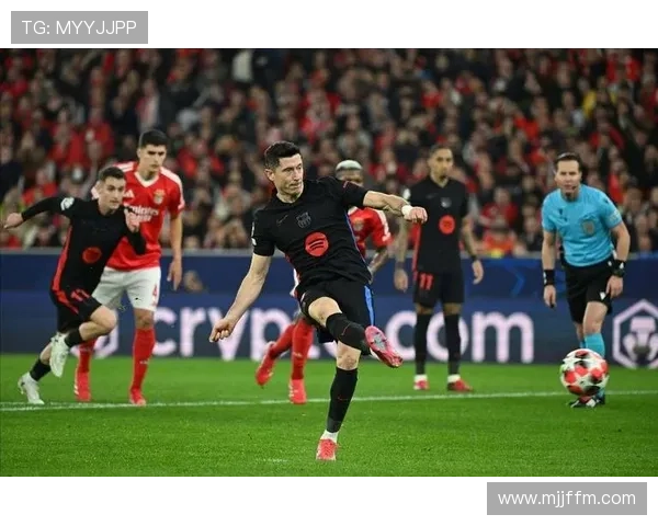 瓦伦西亚财政危机长期影响：制约球队竞争力，稳定性面临考验