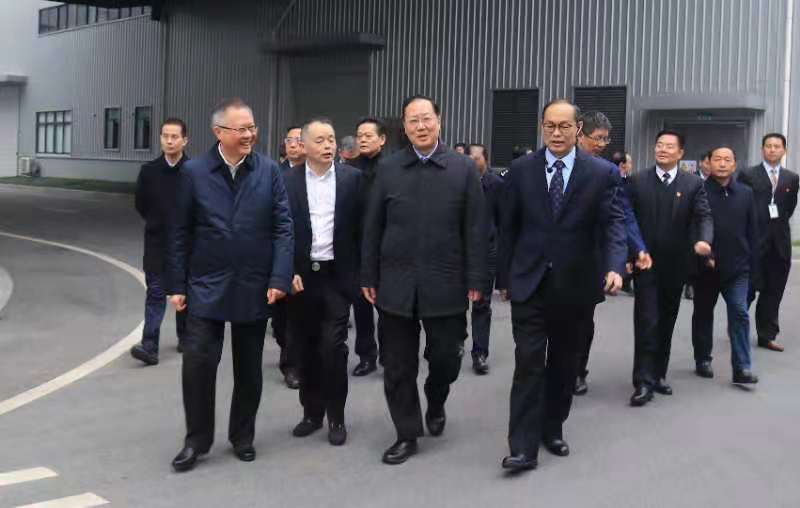 JN江南体育官方网站-海尔智家超10亿回购9高管增持 半年投60.2亿研发支撑“智慧家”